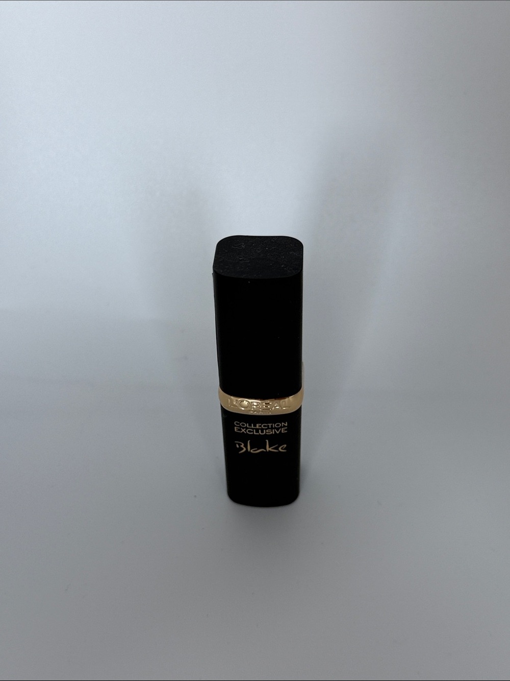 L’Oréal exclusive collection - Blake’s red 402